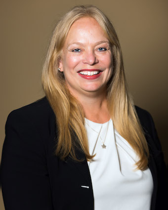 LaurieMikkonen.portrait lauriemikkonen.portrait